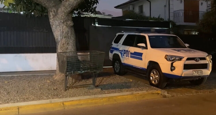 Dos monjas deben declarar por hallazgo de cuerpo en Ñuñoa: habrían encontrado evidencia en su casa