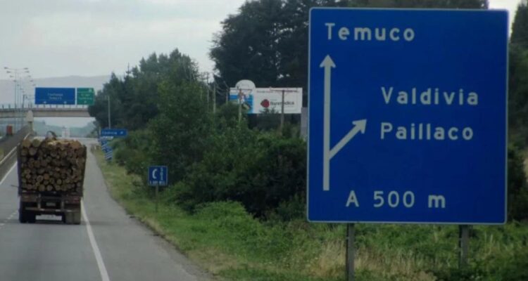 Alcaldes de Los Ríos esperan que Gobierno cumpla con plazos de obras de doble vía en acceso a Valdivia