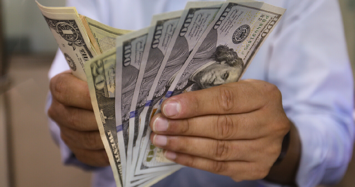 billetes de dólar