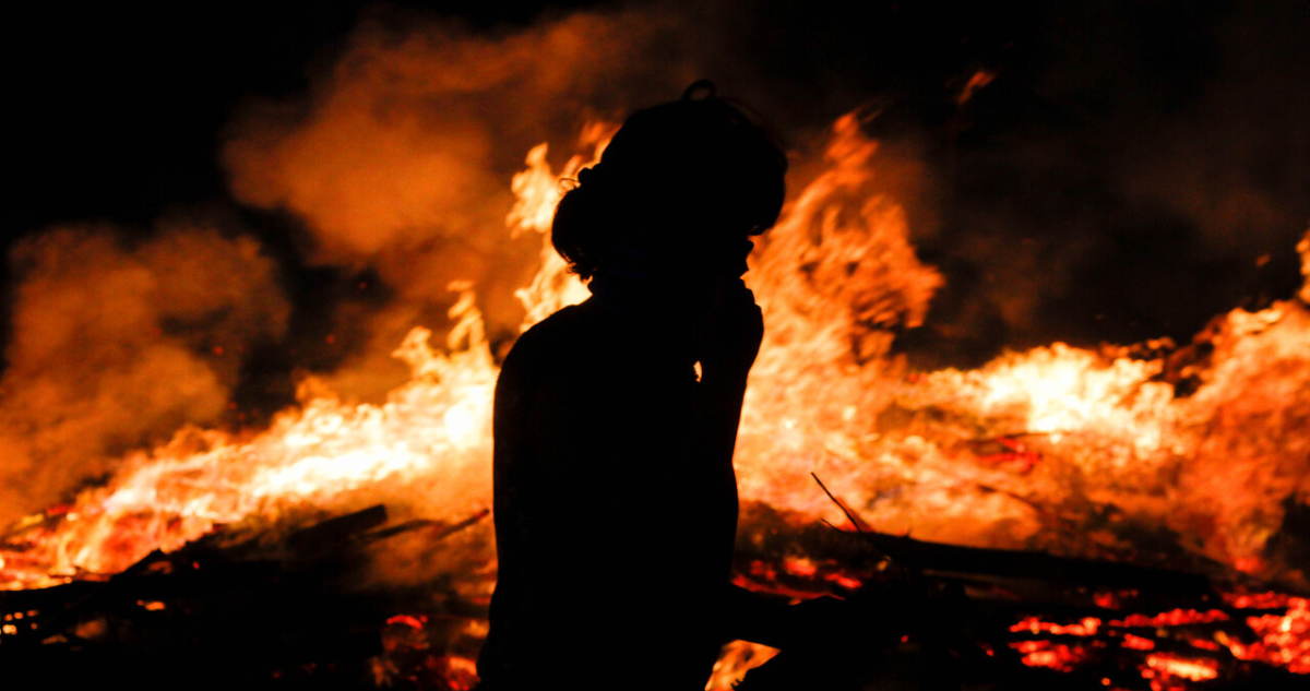 Dos personas mueren en incendio que consumió vivienda en Traiguén