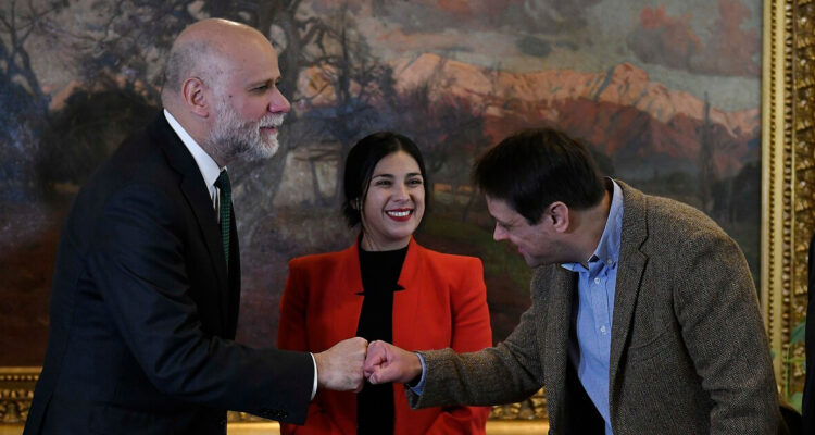 Ministro Elizalde califica como un “absurdo jurídico” la denuncia por cohecho ingresada en su contra