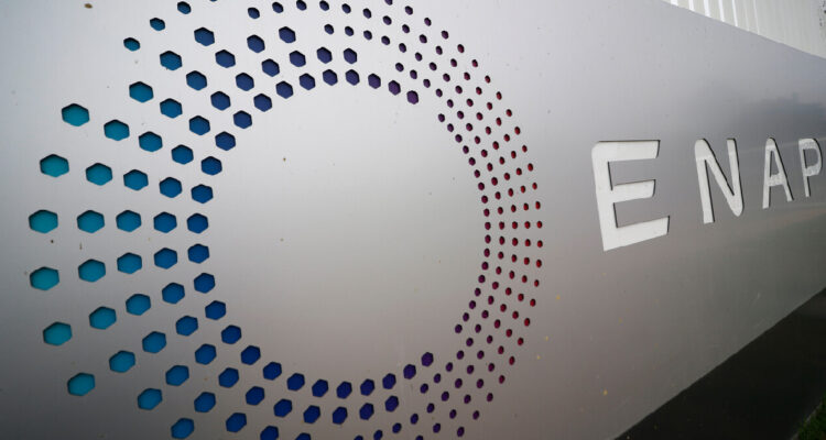 imagen contexto del logo de Enap