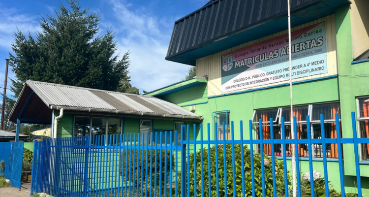 Apoderados acusan que plaga de ratones se extendió por todo el colegio en Valdivia: piden desratizar