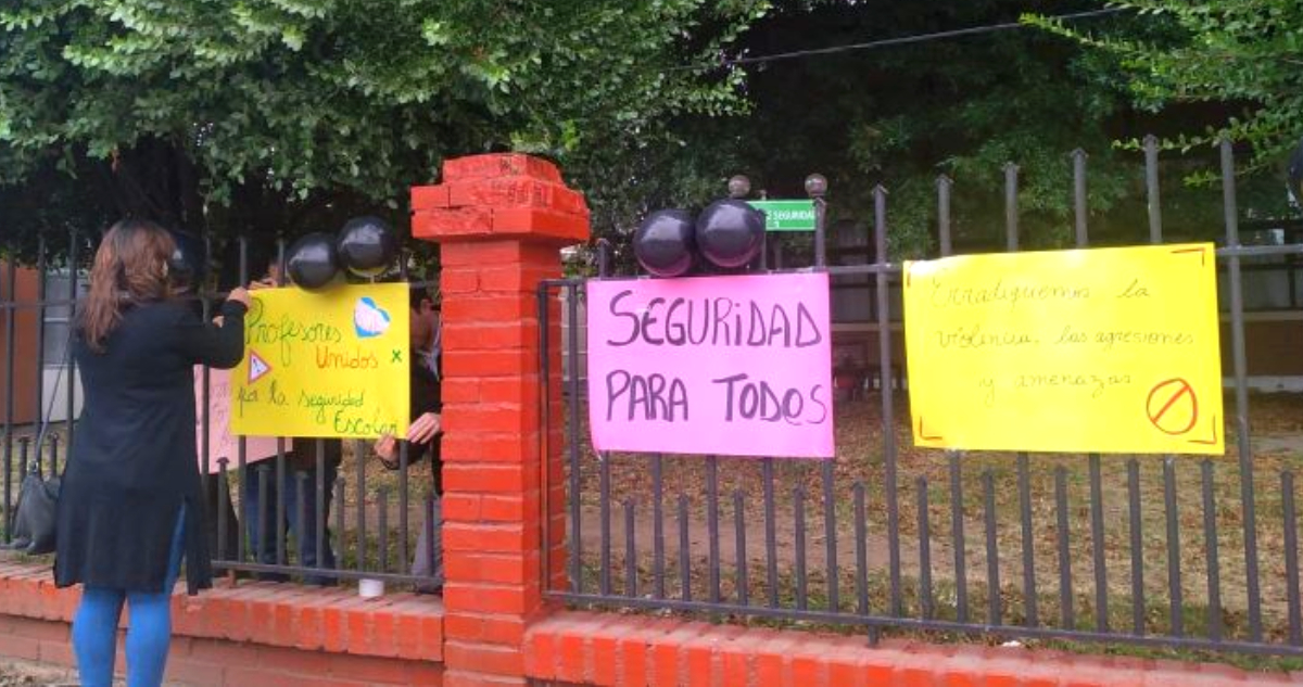 Estudian instalar detector de metales en Liceo de Nacimiento para aumentar seguridad en recinto