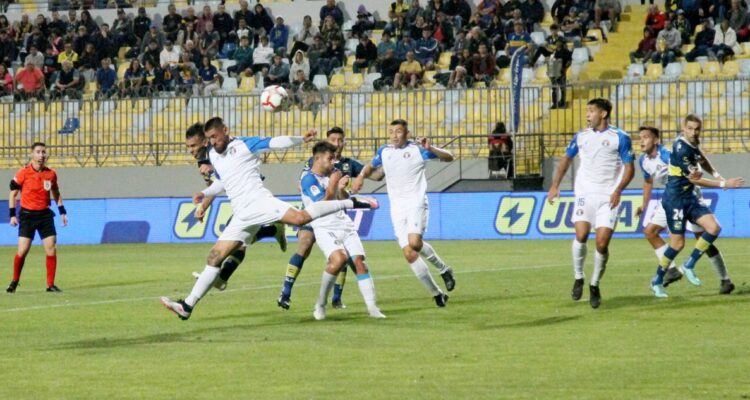 Everton Audax Italiano