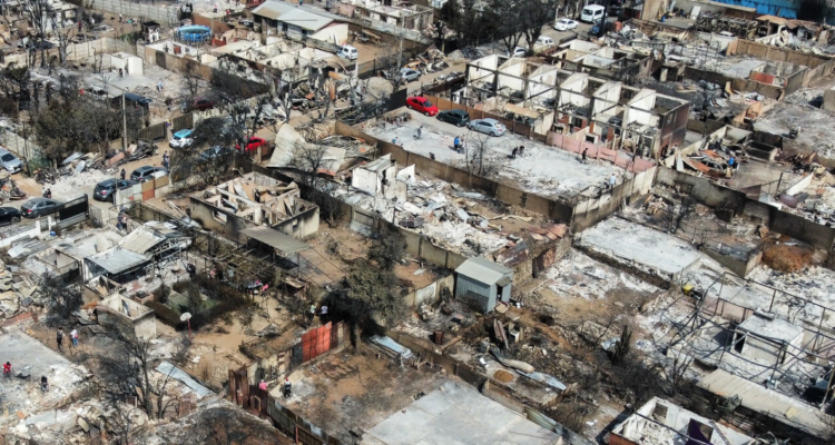 A 2 meses de incendios en Valparaíso: 133 cuerpos de víctimas han sido entregados a sus familias