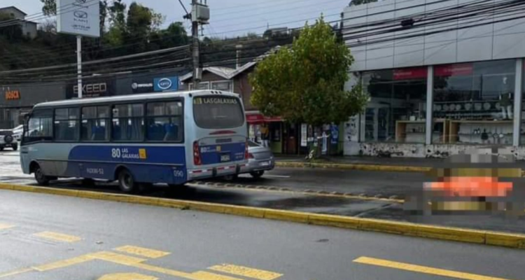 Adulta mayor muere atropellada por microbús en plena avenida Paicaví en Concepción