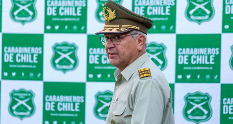 Aplazan 5 meses formalización contra el general Yáñez por responsabilidad de mando en el estallido