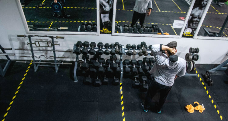 Videos en redes sociales conllevan a que Sernac oficie a gimnasios “para poner freno a inescrupulosos”