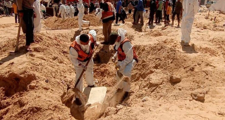 ONU pide investigar crímenes en hospitales de Gaza donde se encontraron fosas comunes