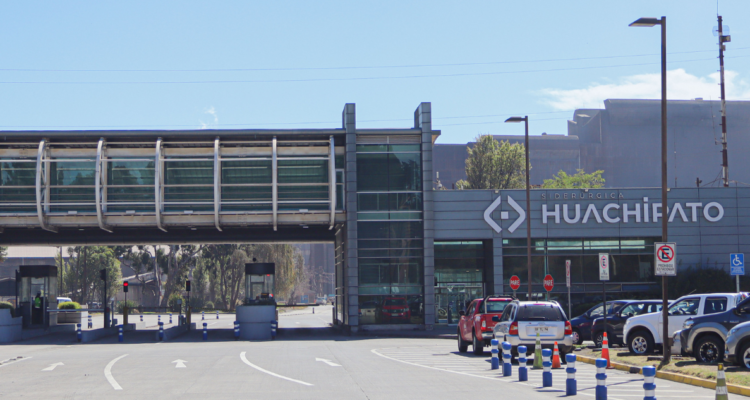 Frontis de Huachipato tras anuncio de revertir suspensión indefinida