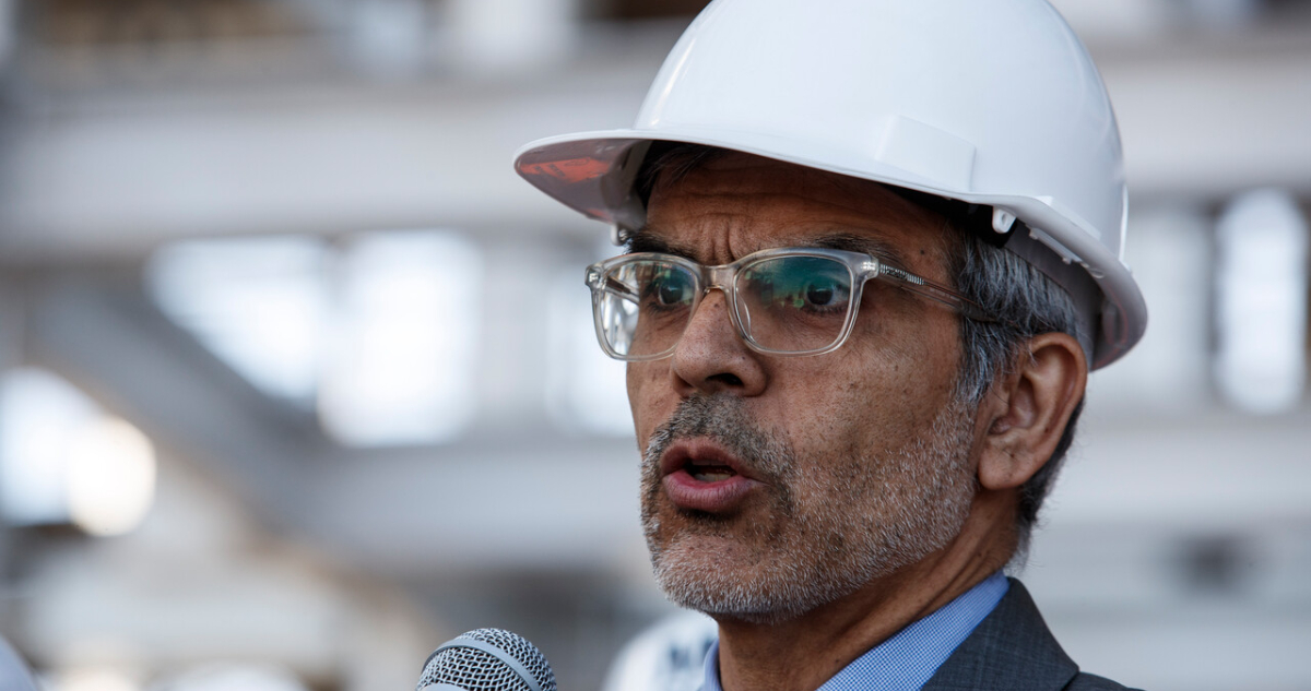 Cordero confirma que inhibidores de celulares están “en plena ejecución” en cárceles capitalinas