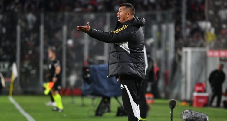 Jorge Almirón puso mano firme y cortó a dos jugadores en Colo Colo.