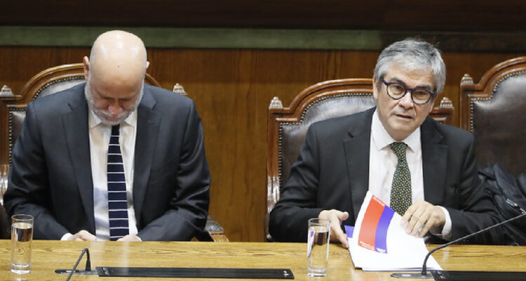 ministro marcel y elizalde en sesión de la cámara baja