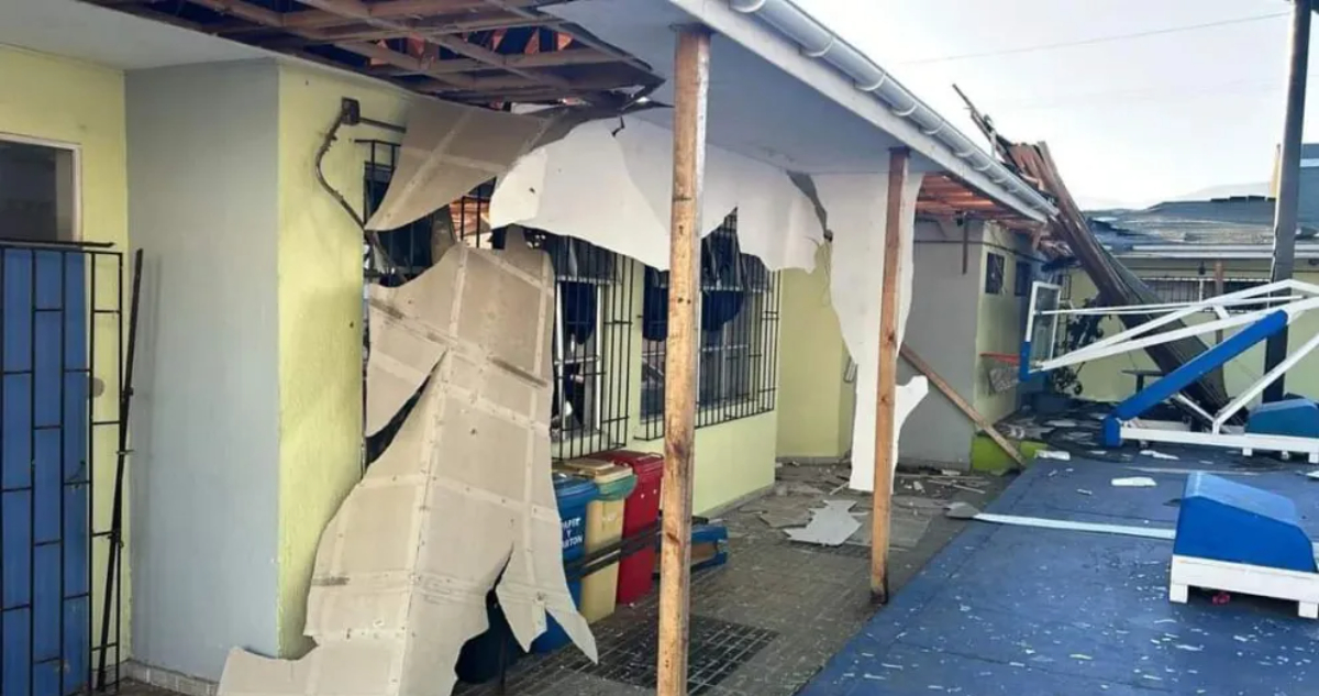 Una profesora y dos alumnos lesionados deja explosión en liceo de Los Vilos