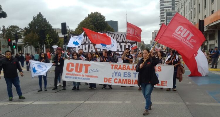 Marcha de la CUT en Concepción