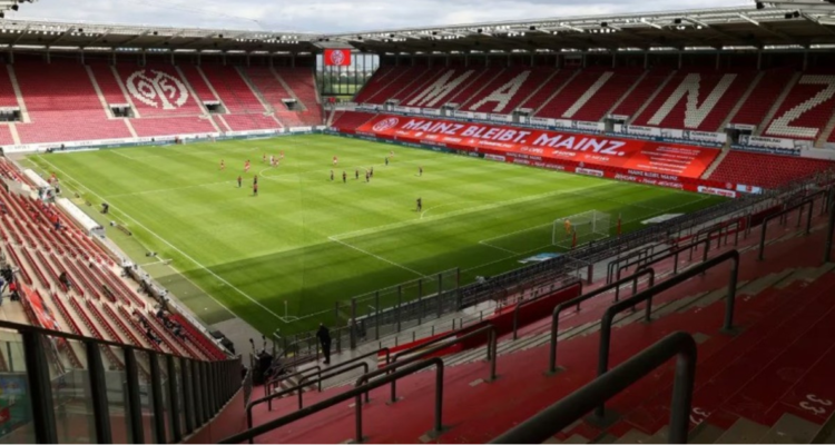 Bomba de la II Guerra Mundial es encontrada en estadio alemán.