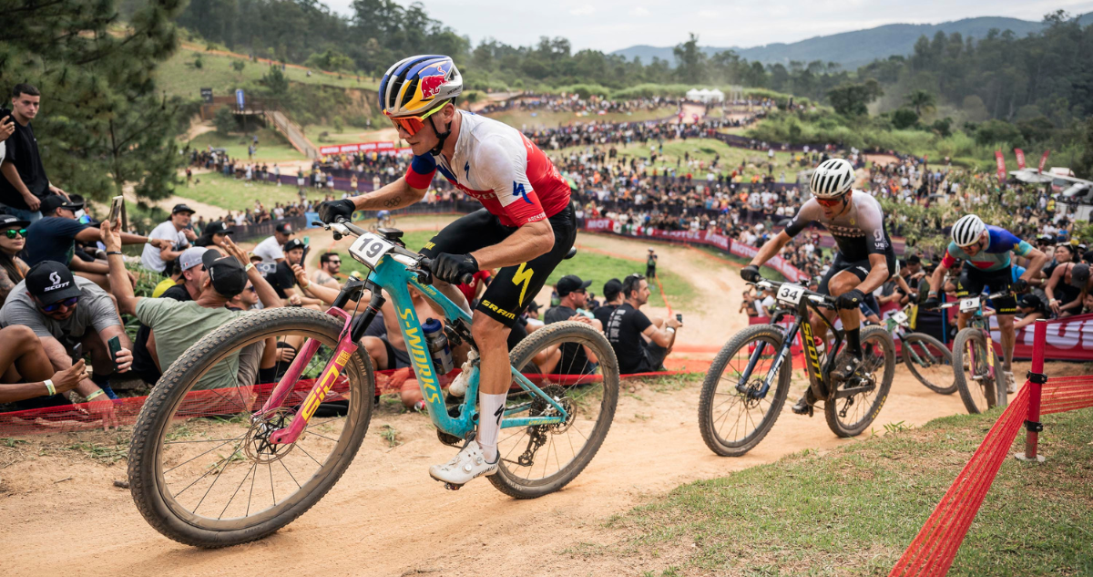 Martín brilla con su quinto lugar en la Copa del Mundo en Brasil.