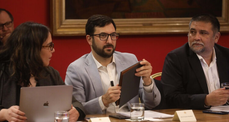 Caso Convenios: Citarán otra vez a Miguel Crispi por contradicciones tras declaración de Tatiana Rojas