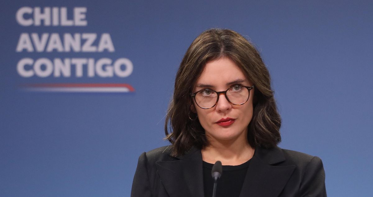 “Es parte del programa”: Vallejo justifica prioridad de reforma previsional antes que sistema político