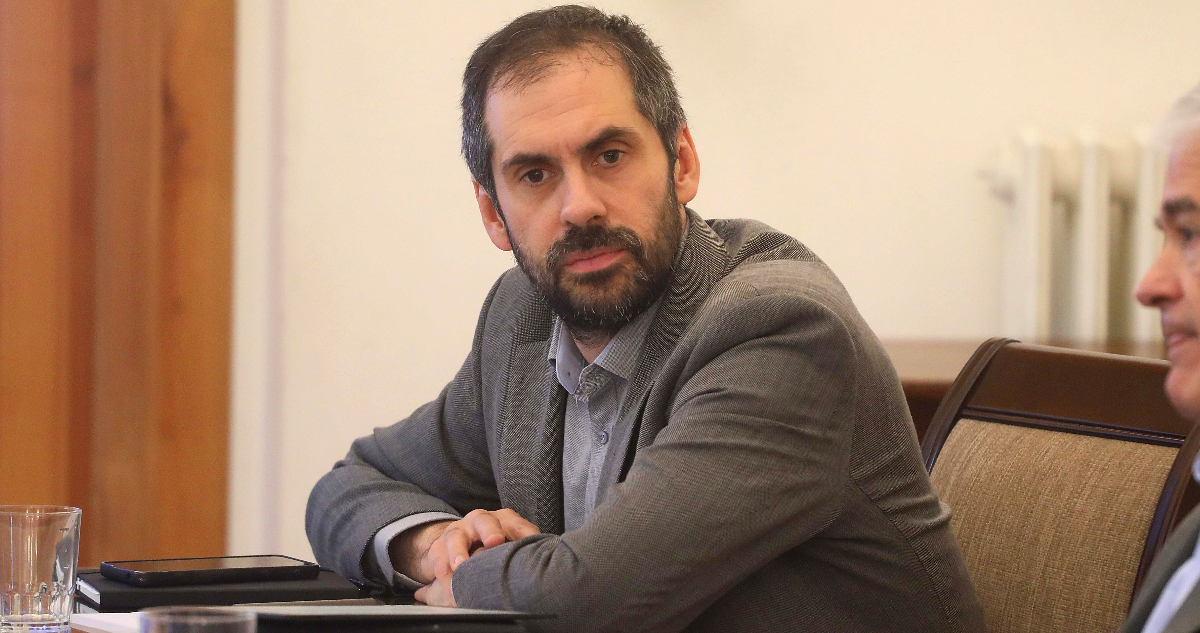 Ministro Grau se muestra optimista con industria del acero en medio de crisis de Huachipato
