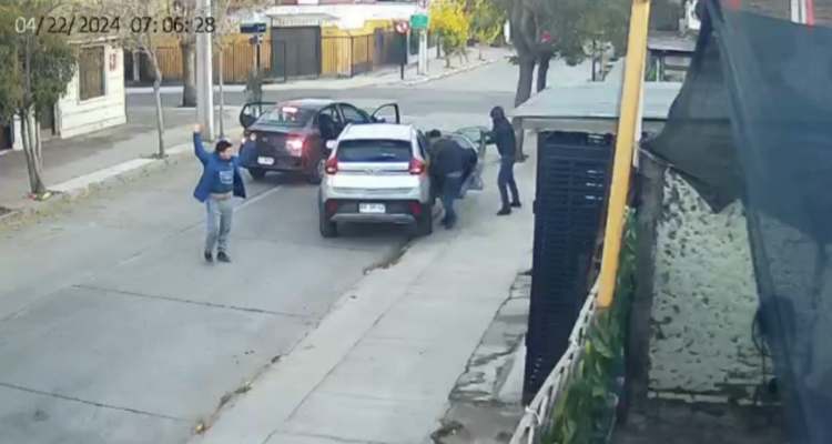 Portonazo en Lo Prado