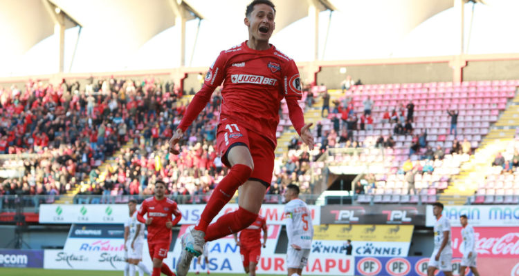 Ñublense liquida a Cobreloa en sólo 45 minutos: loínos jugaron con 10 hombres más de una hora