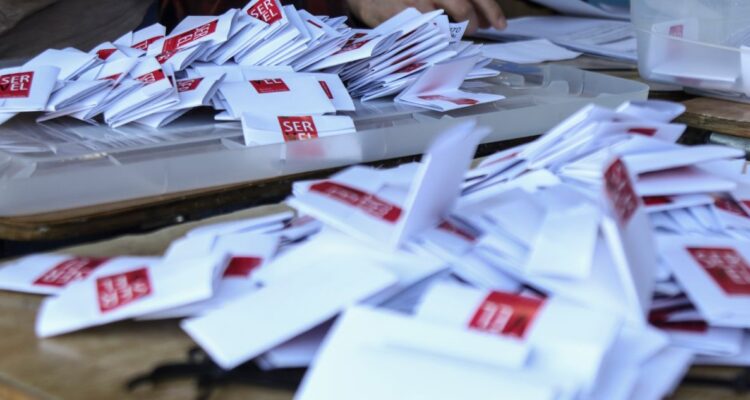 “Contigo Chile Mejor”: oficialismo y la Democracia Cristiana logran concretar pacto electoral