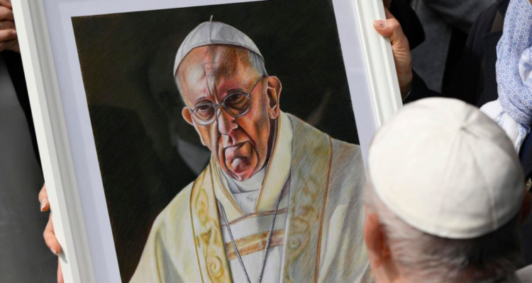 Papa llama a detener ataques en medio oriente