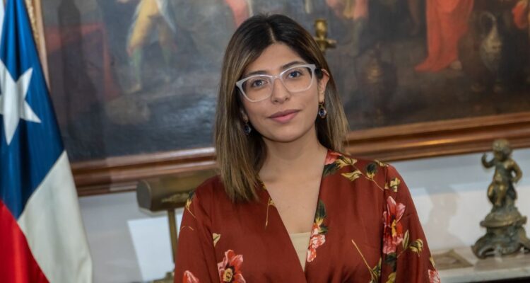 La ex convencional constituyente, Paloma Zúñiga (RD), asume como seremi de las Culturas del Bío Bío