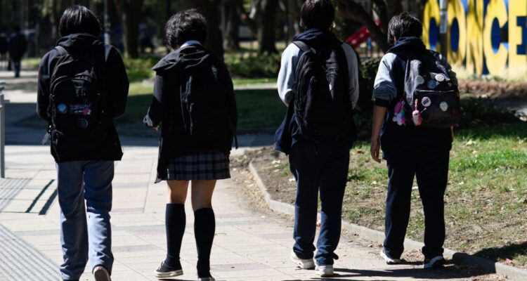 Revisa con tu RUT los resultados de las postulaciones a becas de la Junaeb