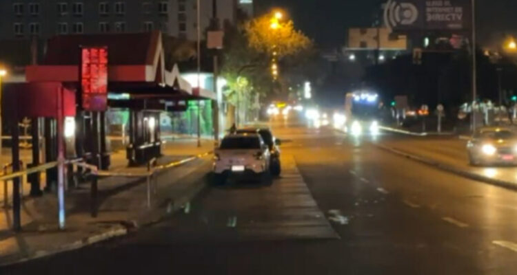 Detienen a pareja de extranjeros acusados de asaltar y asesinar a hombre en Estación Central