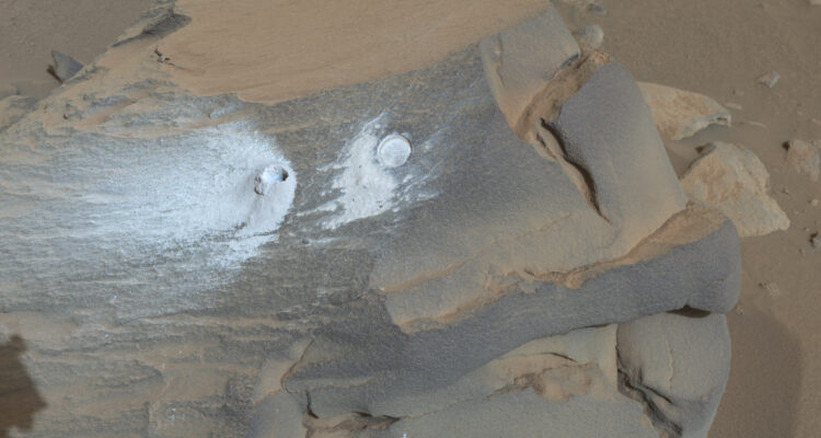 El rover Perseverance encontró una especial roca que podría contener evidencia de vida en Marte