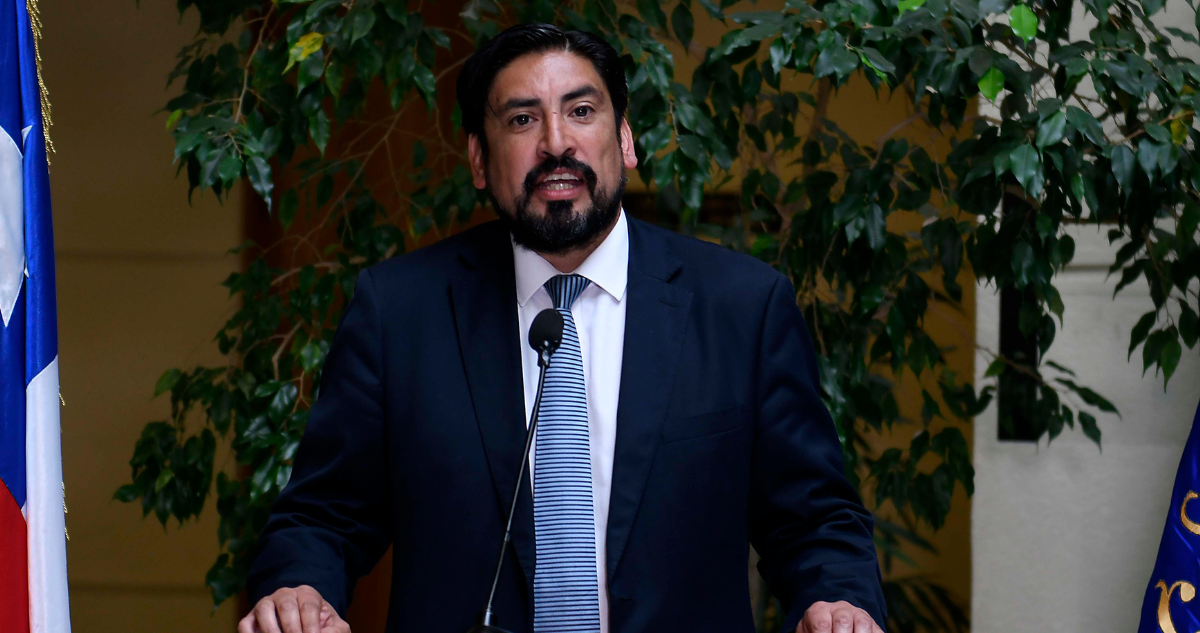 Rubén Oyarzo