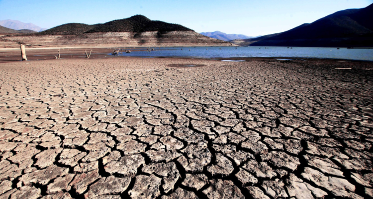 ¿Sirve la siembre de nubes para zonas con sequía?: Climatólogo de la Usach apunta a falta de evidencia