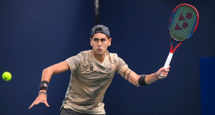 Alejandro Tabilo cae ante Fucsovics y se despide de la final del ATP de Bucarest.