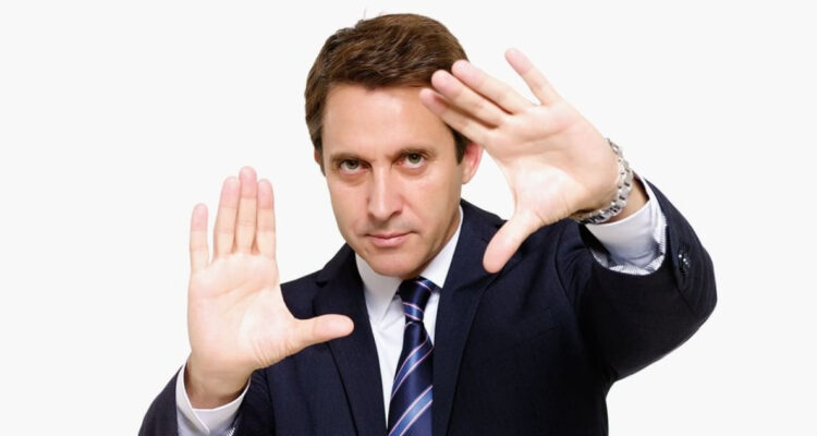 Tony Kamo, el hipnotizador