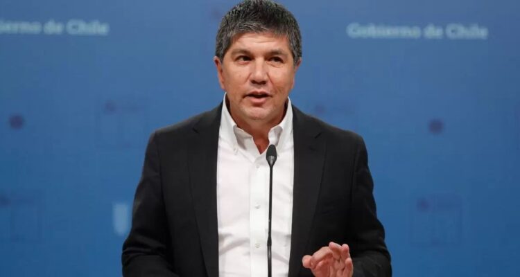 Gobierno decreta toque de queda en 3 comunas de la provincia de Arauco tras asesinato de carabineros