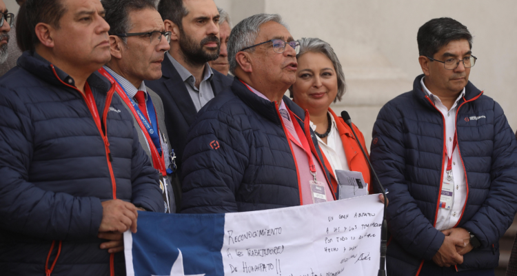Trabajadores de Huachipato tras reunión con presidente Boric