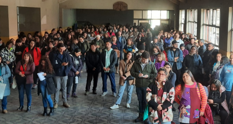 Lota: este viernes inicia paro convocado por profesores ante crisis de seguridad en colegios