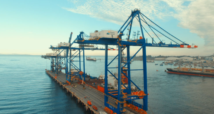 Puerto Coronel y trabajadores eventuales no llegan a acuerdo a un mes de iniciado el conflicto