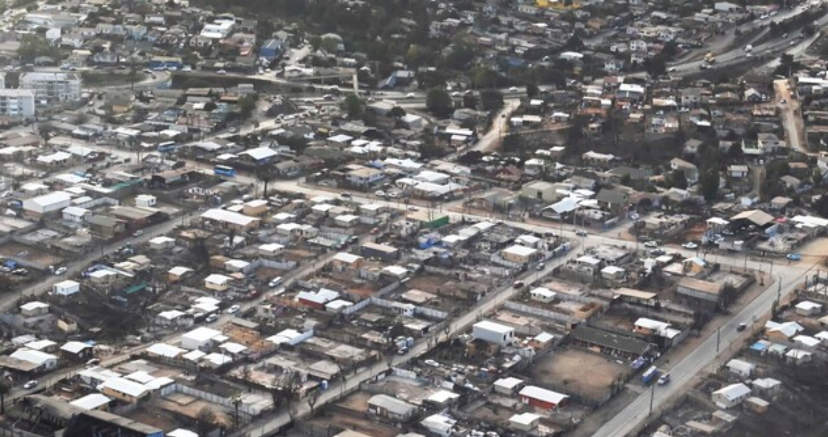 Parlamentarios exigen celeridad en la entrega de ayudas a afectados de megaincendio en Valparaíso