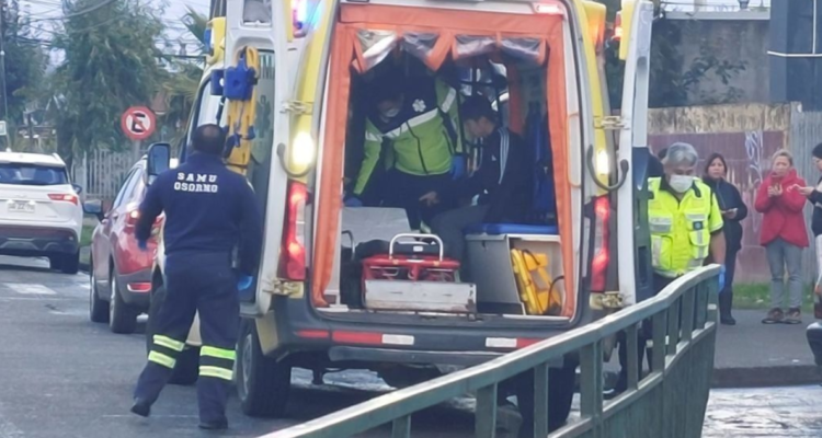 Estudiante atacó con cuchillo a otro en medio de una pelea afuera del liceo Rahue en Osorno