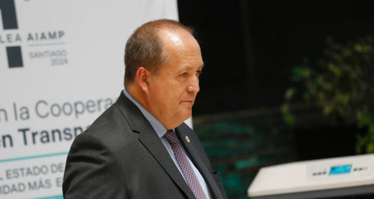 Valencia y fiscales supuestamente vinculados a narcos en Los Ángeles: investigarán “caiga quien caiga”