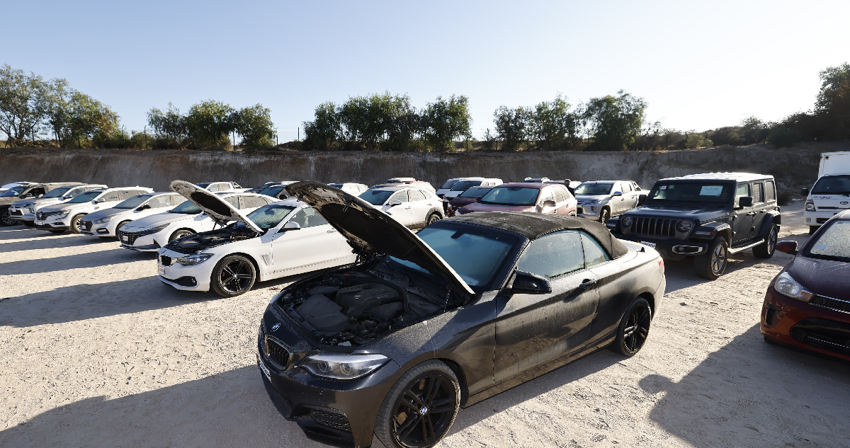 Recuperan 64 autos robados que vendían ilegalmente por redes sociales: indagan 85 empresas falsas