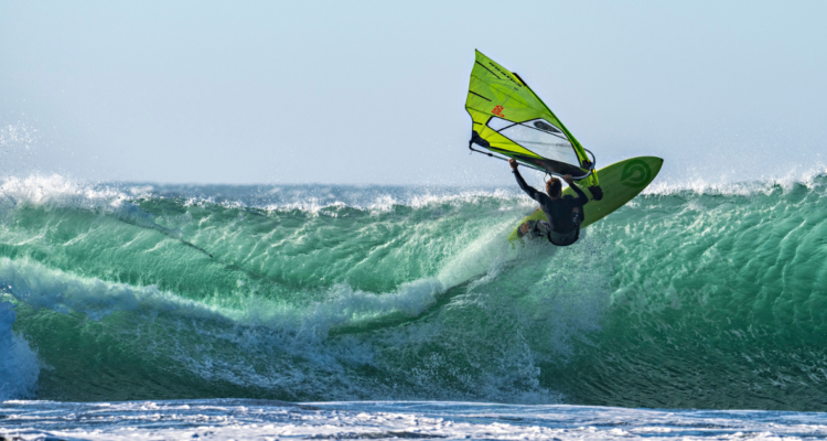 N°1 en Windsurf alucina con las condiciones de la playa de Matanzas.