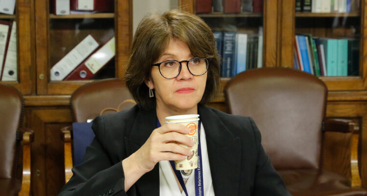 Gobierno nombra a Ximena Fuentes como embajadora en Reino Unido tras polémica salida de Susana Herrera