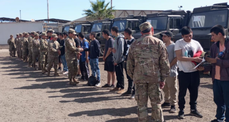 el servicio militar como opcion para jovenes en Chile