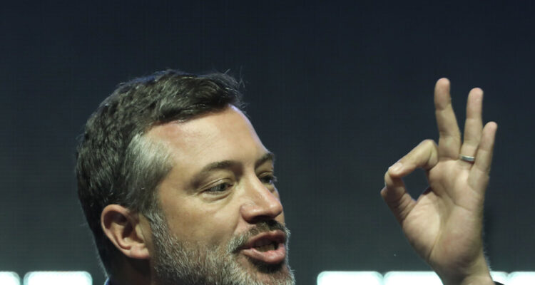 "Hay una mala gestión": Sichel apunta contra administración de Ríos (RD) en carrera por Ñuñoa