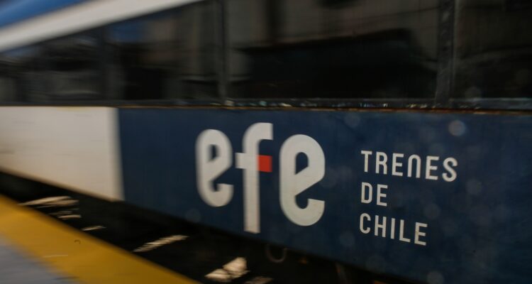 El Segundo Tribunal Ambiental confirmó la resolución de la Seremi de Salud Metropolitana que obliga a Molymet y la Empresa de Ferrocarriles del Estado (EFE) a ejecutar un plan de retiro de asbesto en un terreno de San Bernardo